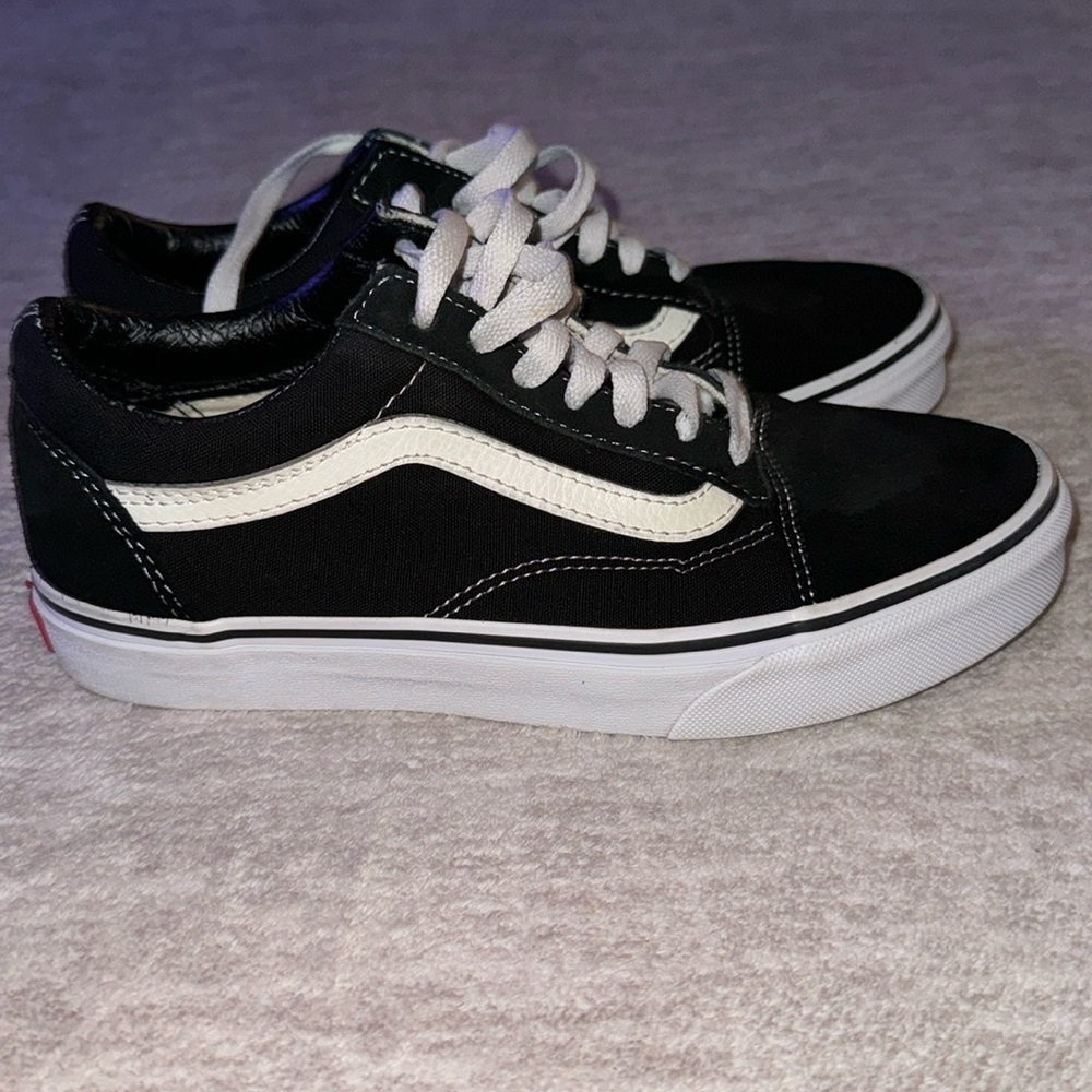 Black vans